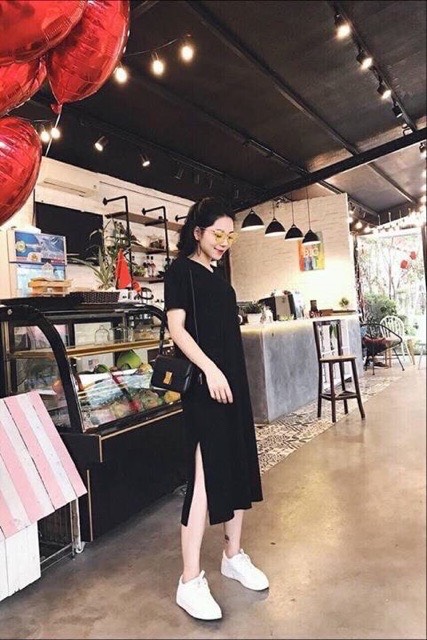 [Yến Trần] Váy Suông Dáng Dài Cổ V Chất Đẹp Xẻ Chân