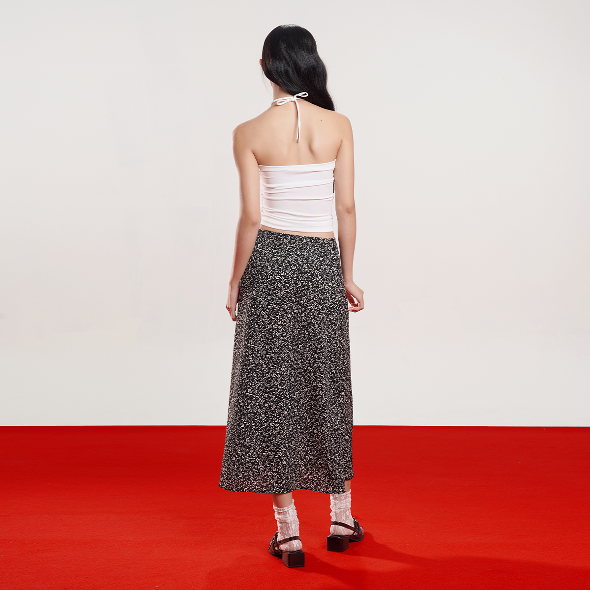 DOTTIE - Áo ống cột dây đính hoa - T0867