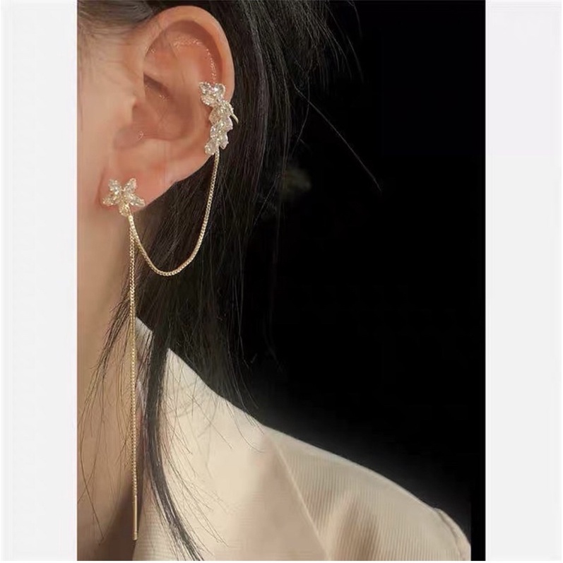 khuyên vành tai xỏ hoa đính đá
