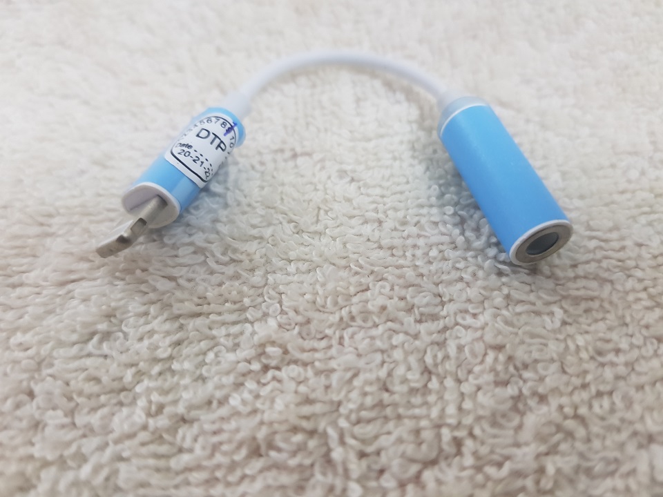 [HCM]Cáp chuyển đổi jack tai nghe jack 3.5mm cho iPhone cổng lightning - Cáp chuyển đổi cổng Lightning sang 3.5mm