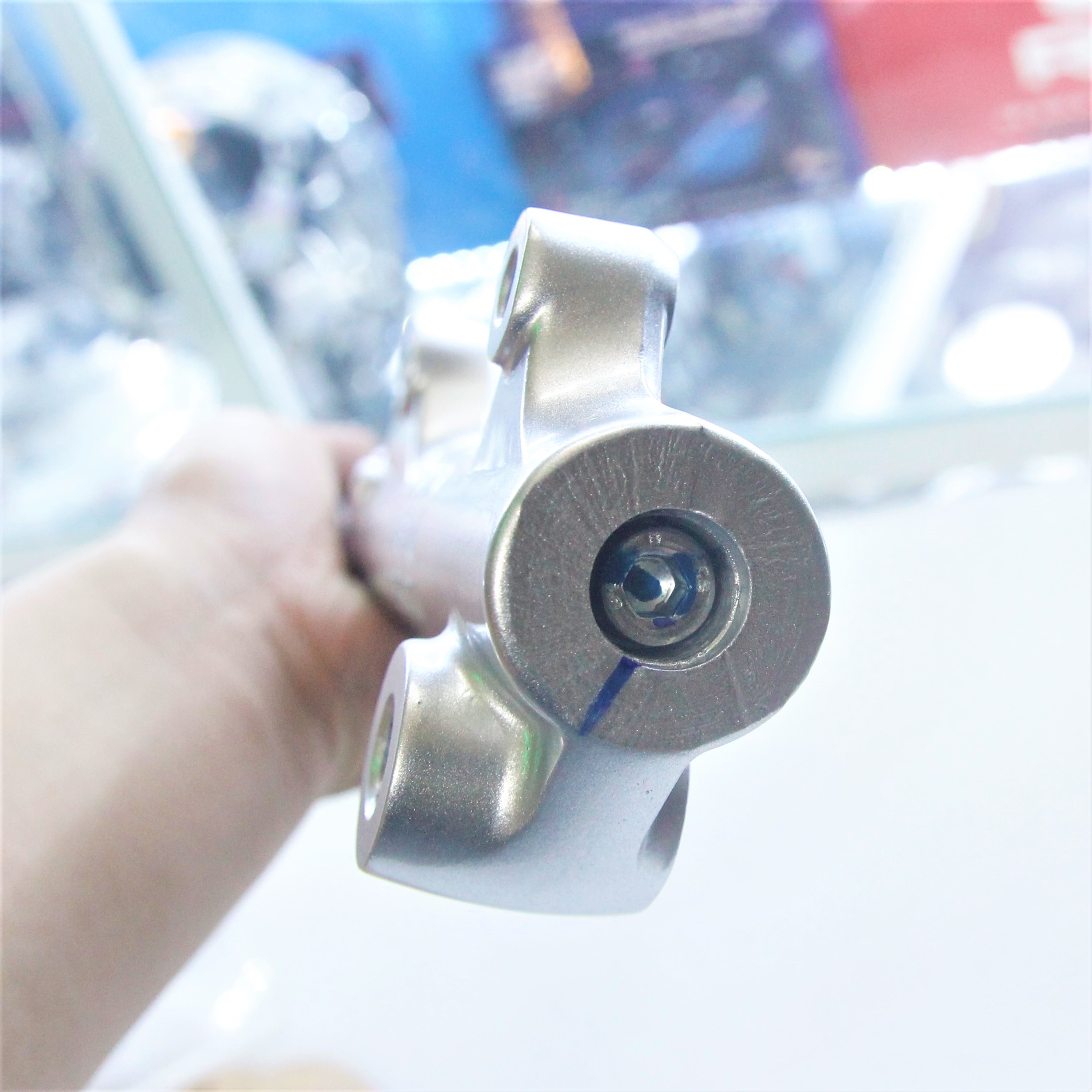 PHUỘT TRƯỚC THẮNG ĐĨA XE S110