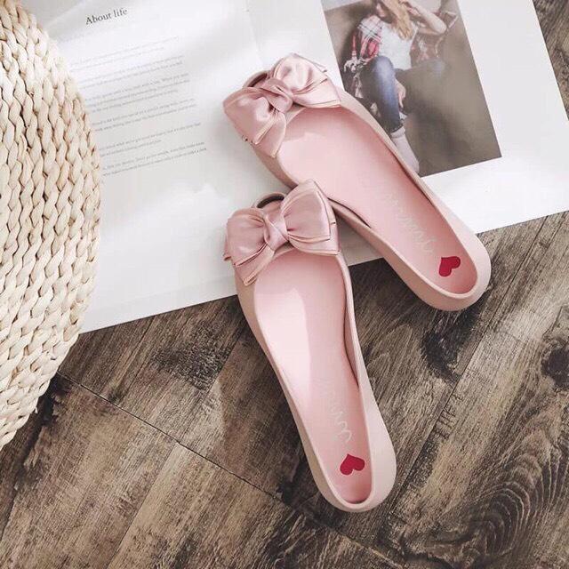 Giày búp bê nhựa thái thơm (fullbox) form nhỏ .