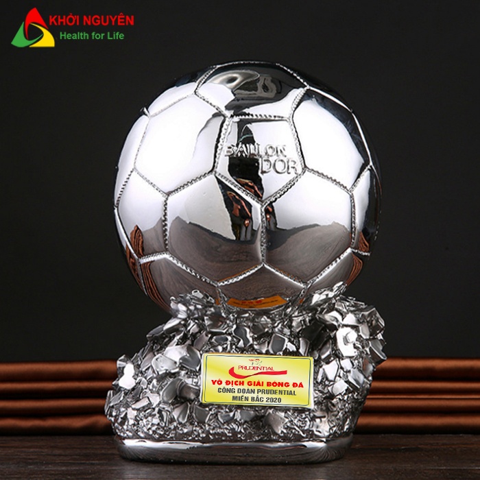 CÚP LƯU NIỆM QUẢ BÓNG VÀNG FIFA