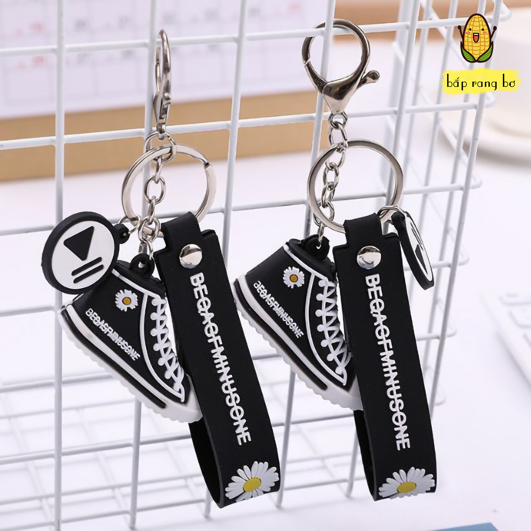 MÓC KHÓA BÔNG HOA CÚC - NHỰA CAO CẤP