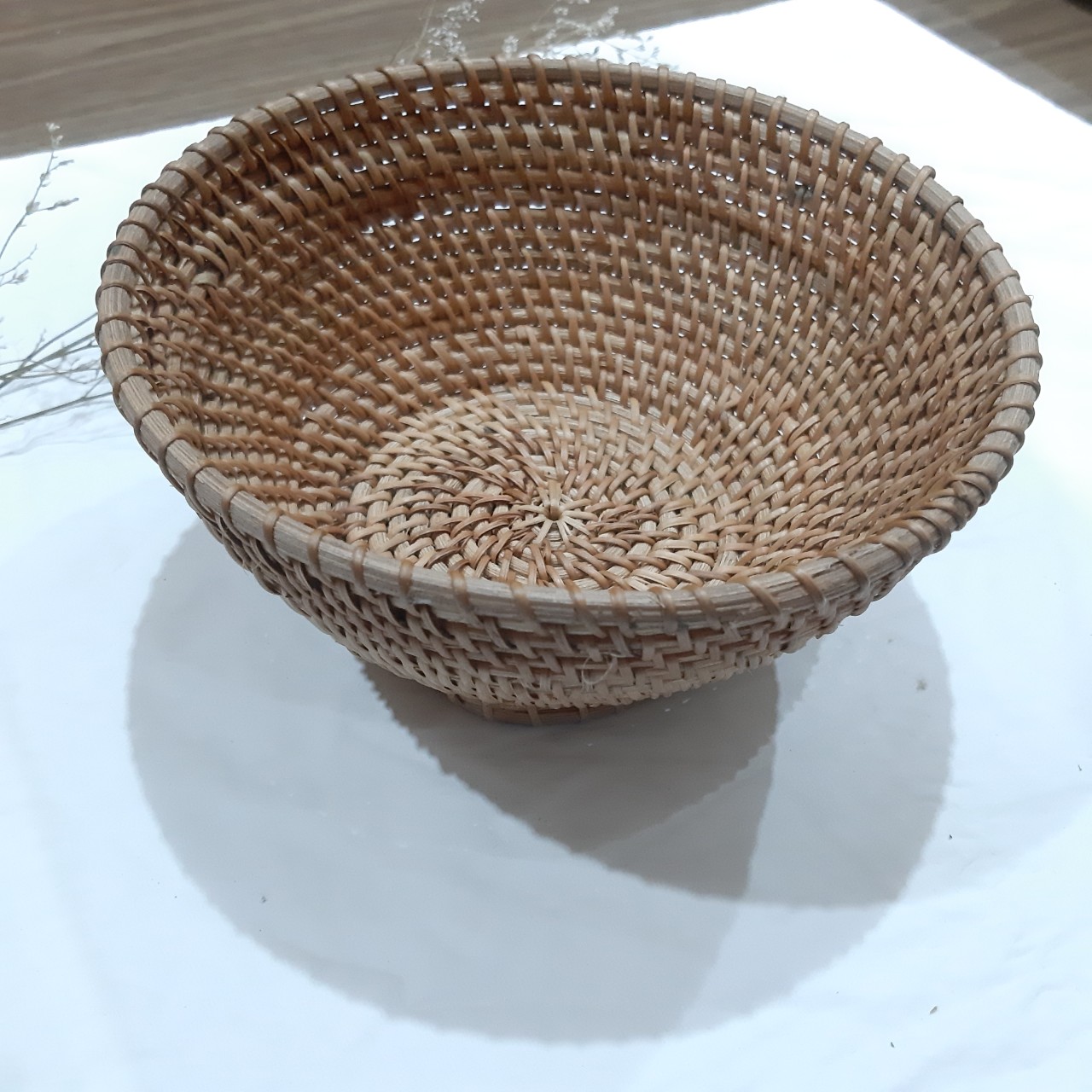 Rổ mây tròn có đế