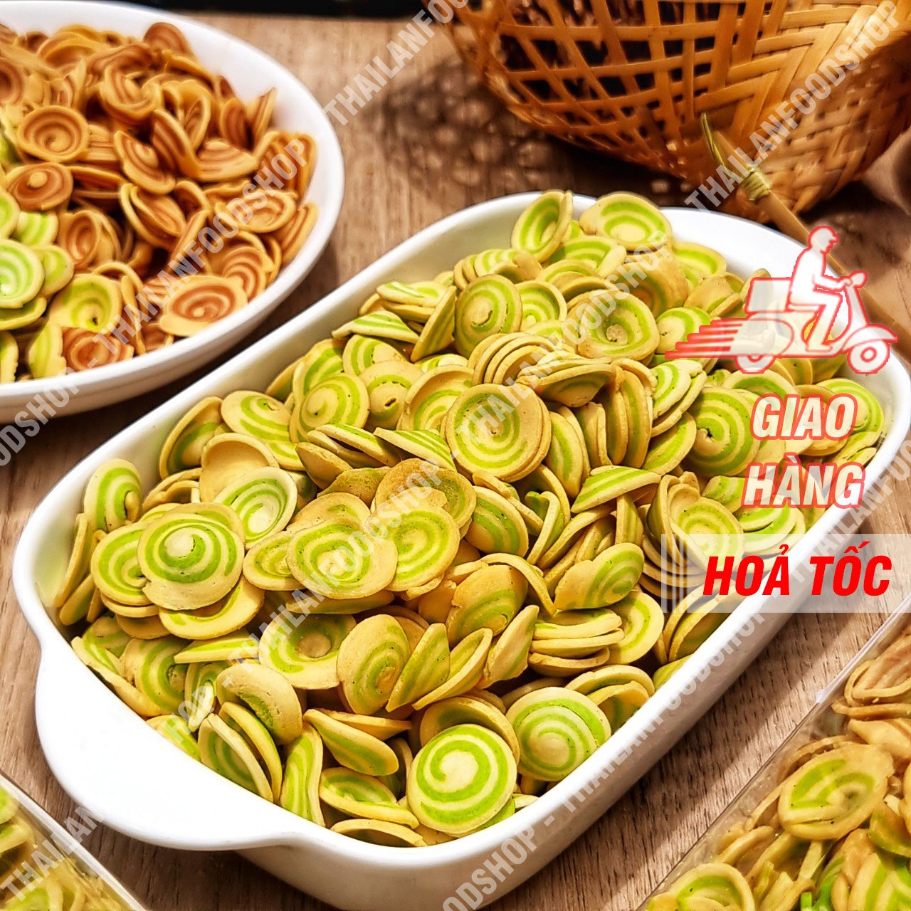 Bánh Tai Heo Nhí Trung Hiếu Vị Trà Xanh - Lon 350gr