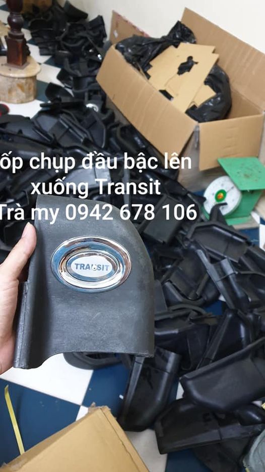 Ốp chụp đầu bậc lên xuống Transit Phạm Văn Auto