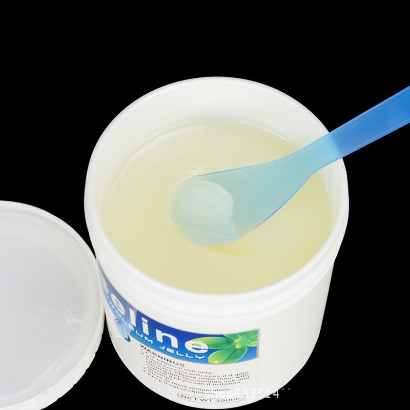 Vaseline trắng 500gr lau mực xăm