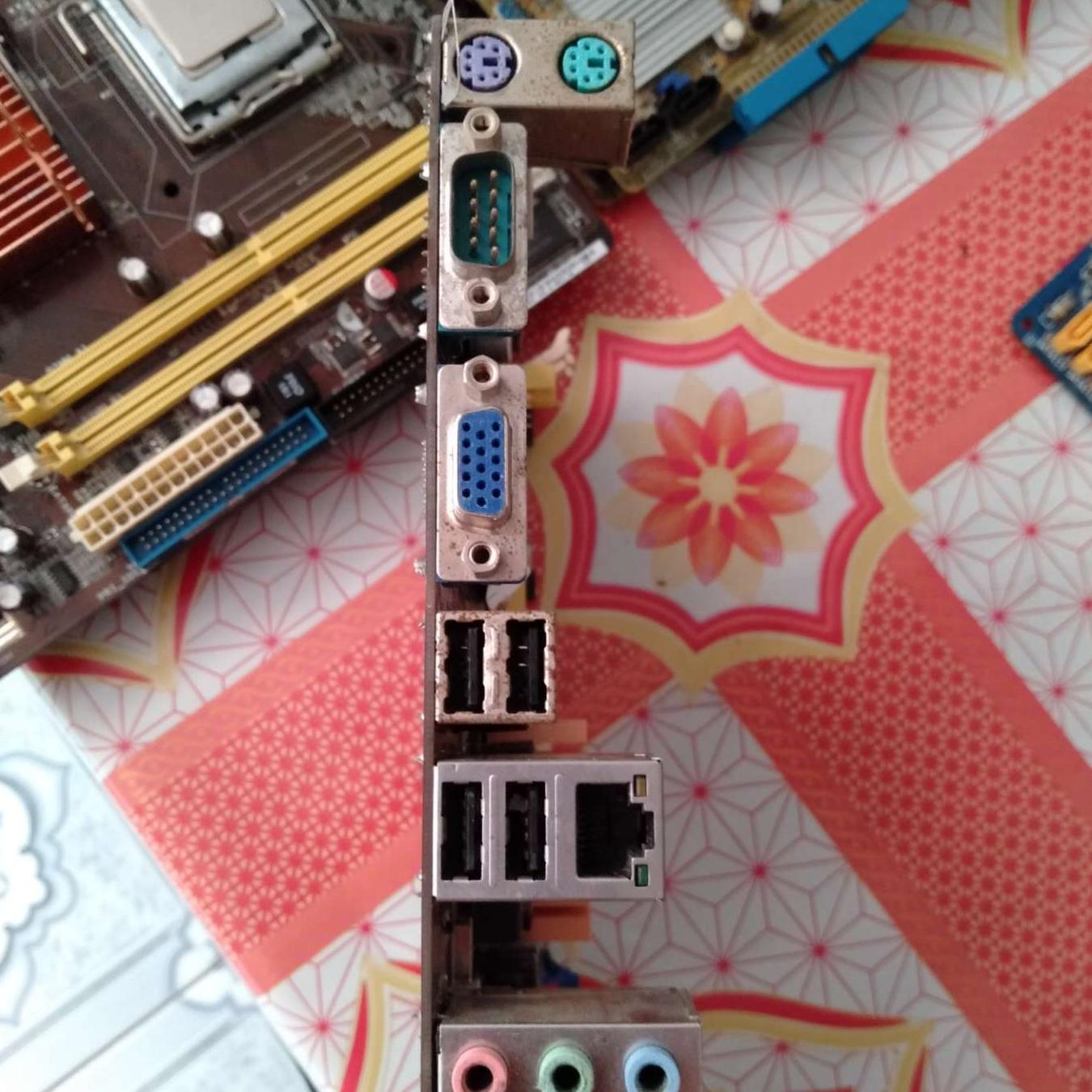main g31 gigabyte SK 775