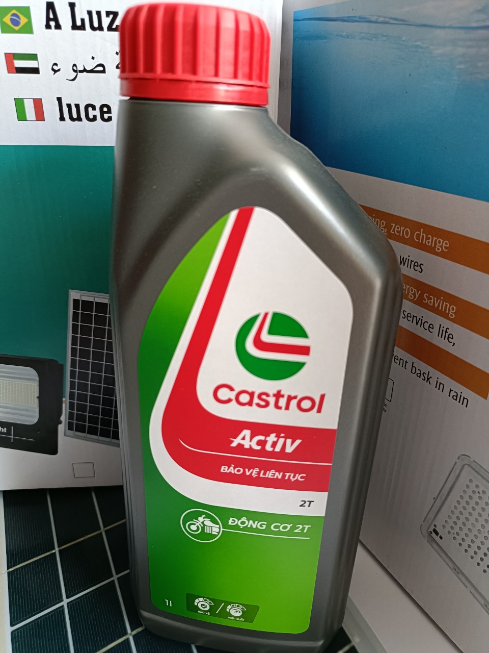 Nhớt 2 thì Castrol Activ 1lit nắp đỏ mẫu mới