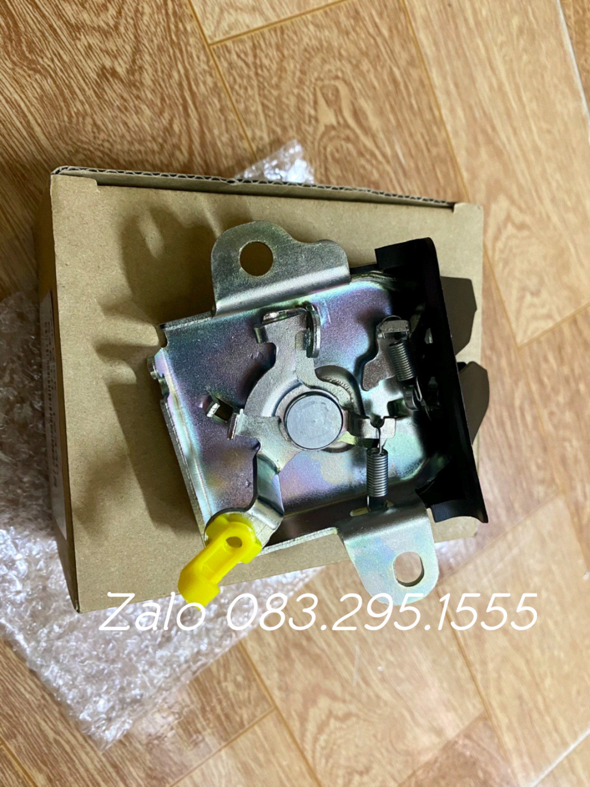 Khóa ngậm cốp Vios 02 - 07 , Altis 02 - 07 ( Oem , Cơ cấu khóa ngậm cốp sau )