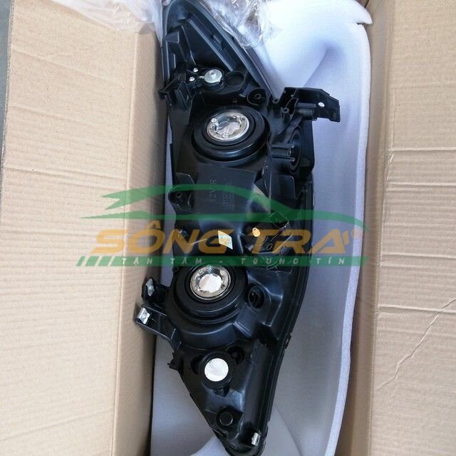 ĐÈN PHA/ ĐÈN LÁI HONDA CIVIC 2007 BÊN PHỤ (LƠ)