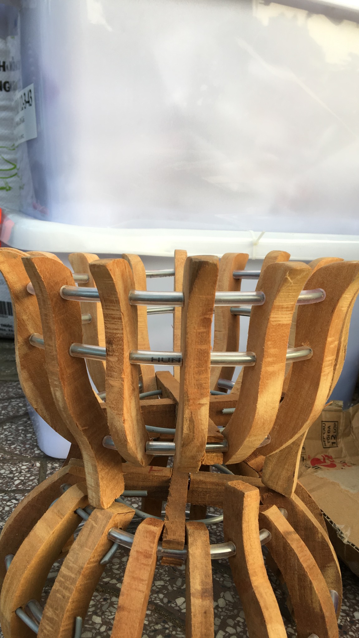 Chậu gỗ nghiến 25 cm 01 cái