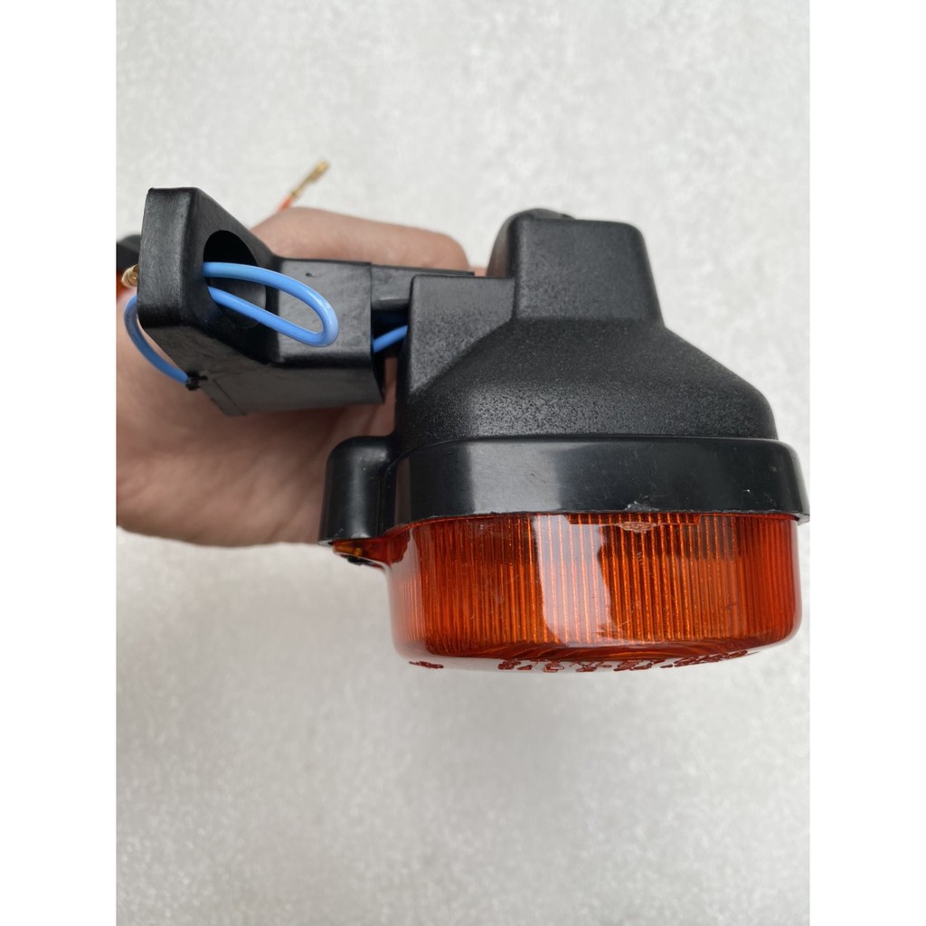 ĐÈN XI NHAN XE CHALY ĐỜI 81 - 1 CẶP