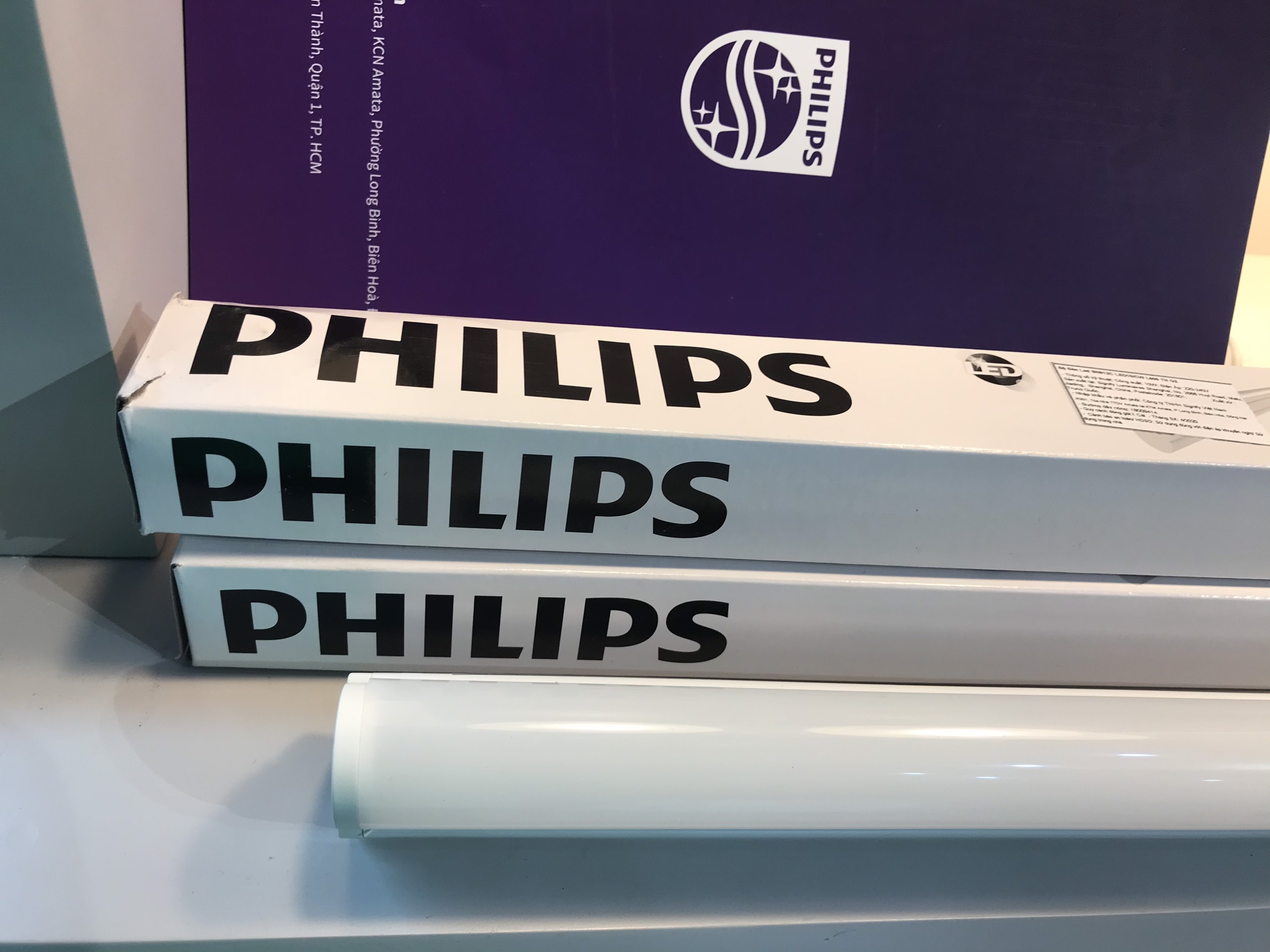 [HCM]Bộ máng đèn PHILIPS 0m6 LED T8 BN012C 10W - ( tiết kiệm hơn  sáng lâu hơn )