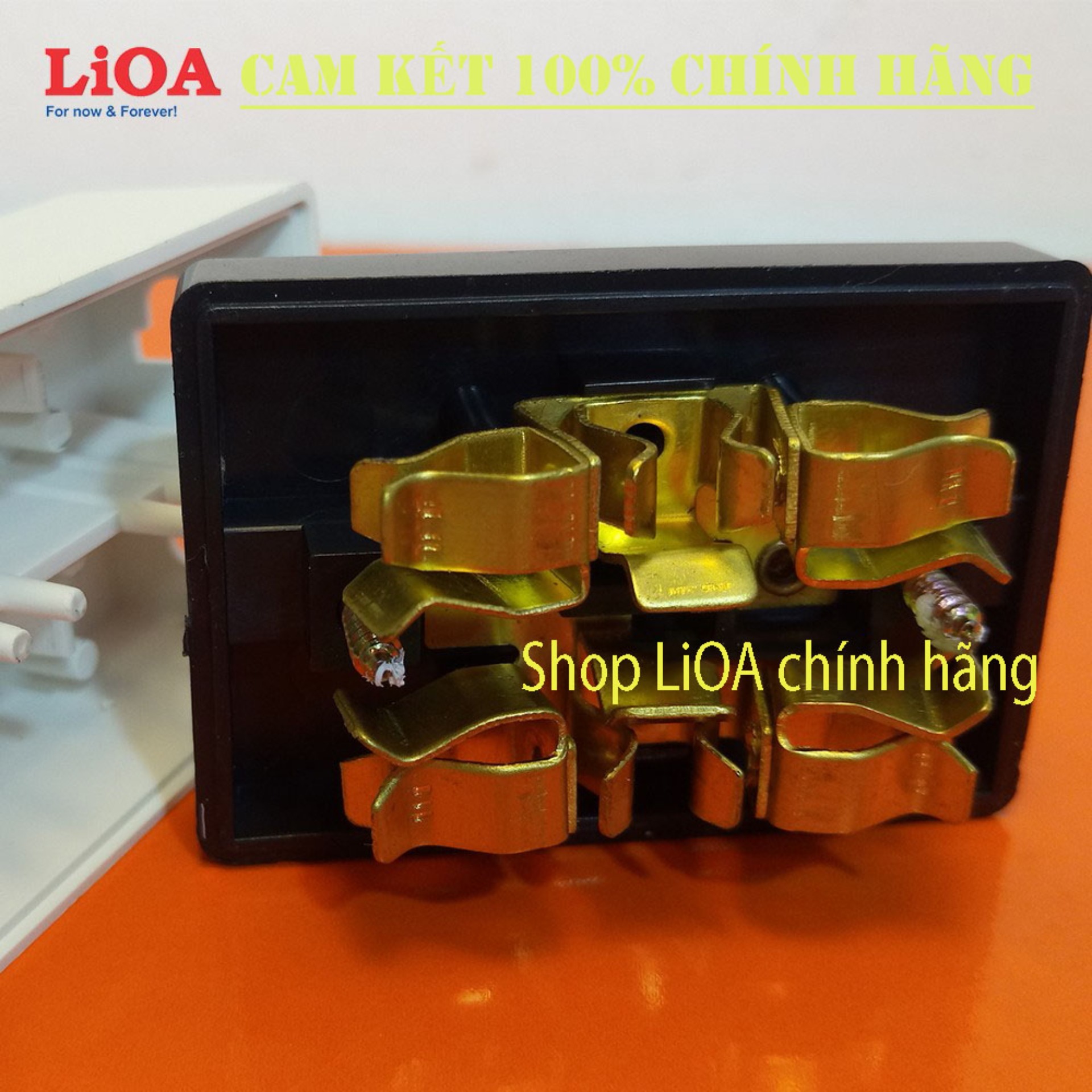 Ổ Cắm 3 Ngả LIOA Lỗ Cắm Siêu Chắc