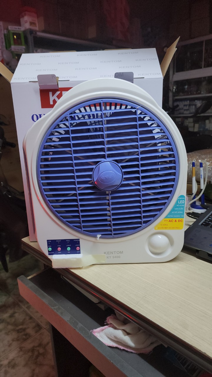 [HCM]QUẠT SẠC KENTOM 9400 - 1 bình và 2 bình