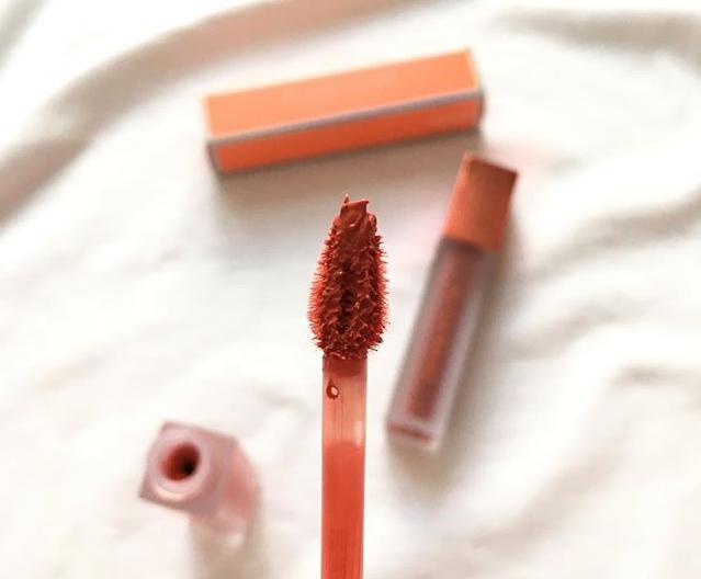 Son Kem Lì Black Rouge Air Fit Velvet Tint version 3