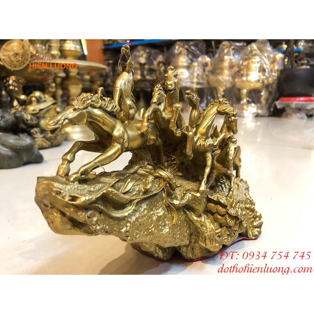 Tượng Bát Mã Phi Thiên Bằng Đồng Phong Thủy Dài 30cm, Cao 17cm Nặng 2kg - Mã Đáo Thành Công