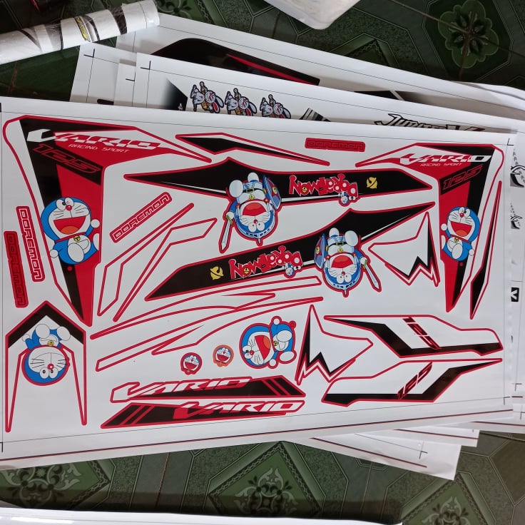 Tem rời vario 125 doreamon đỏ