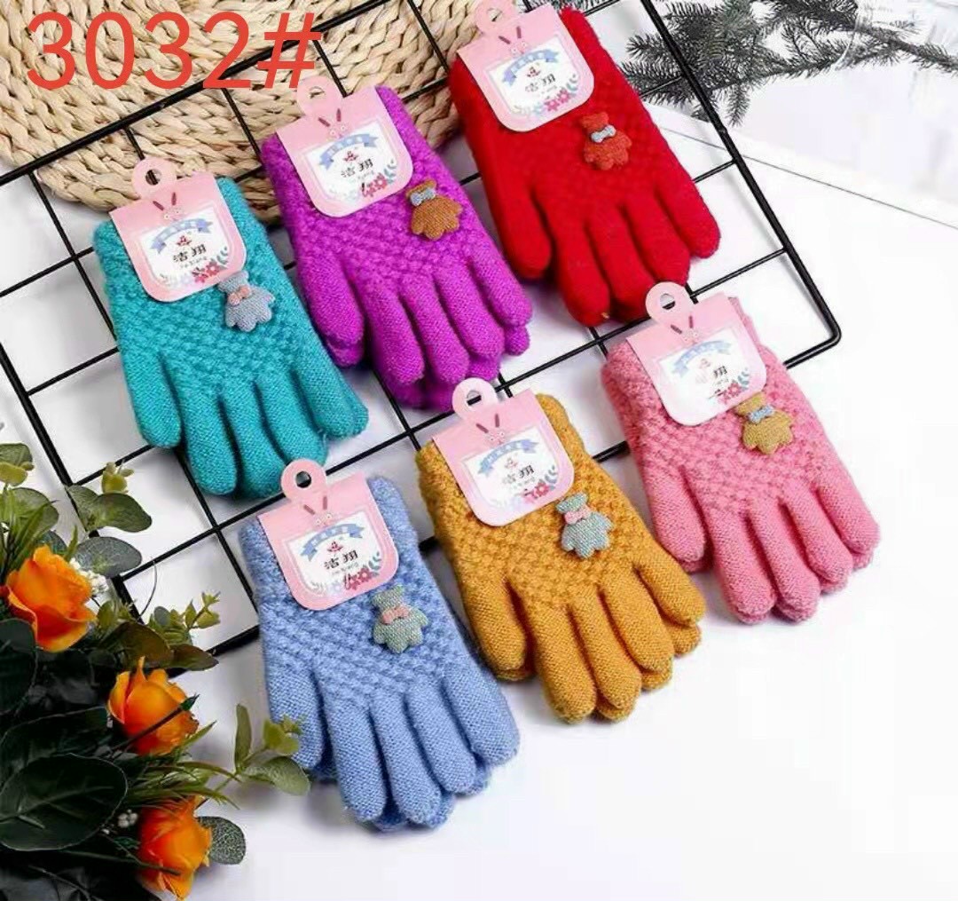 Găng tay len bé gái (1đôi) size từ 3-6 tuổi