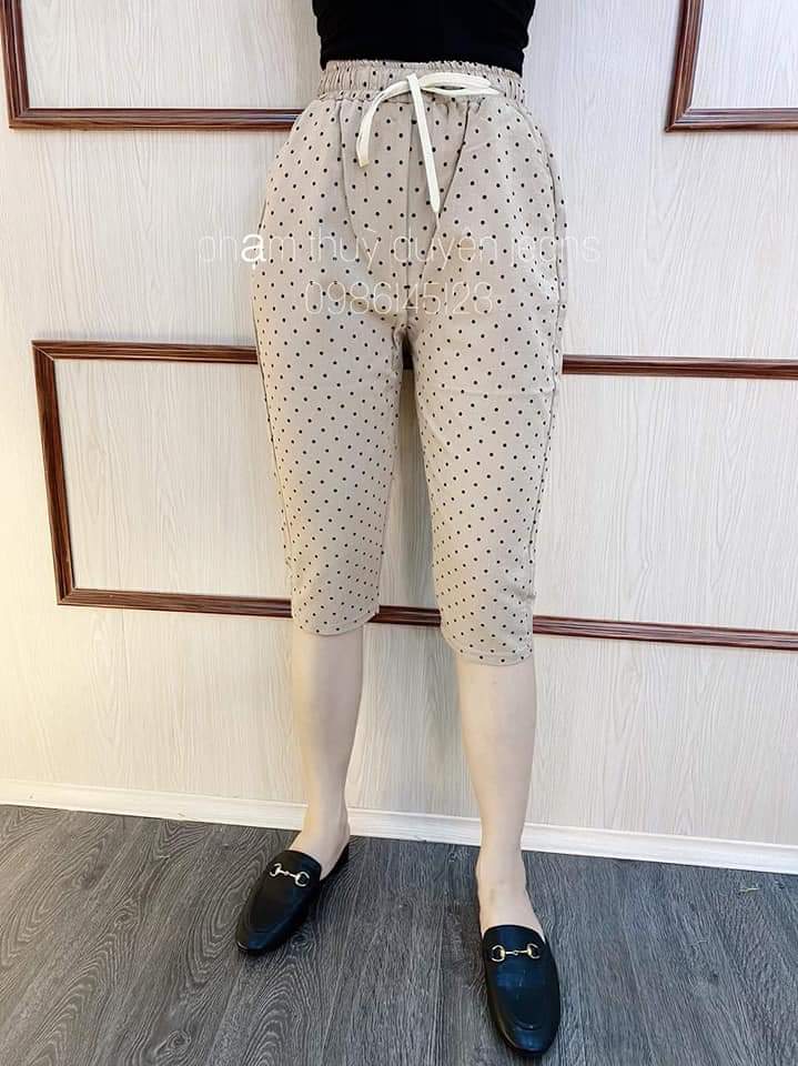 Quần baggy đũi lửng chấm bi