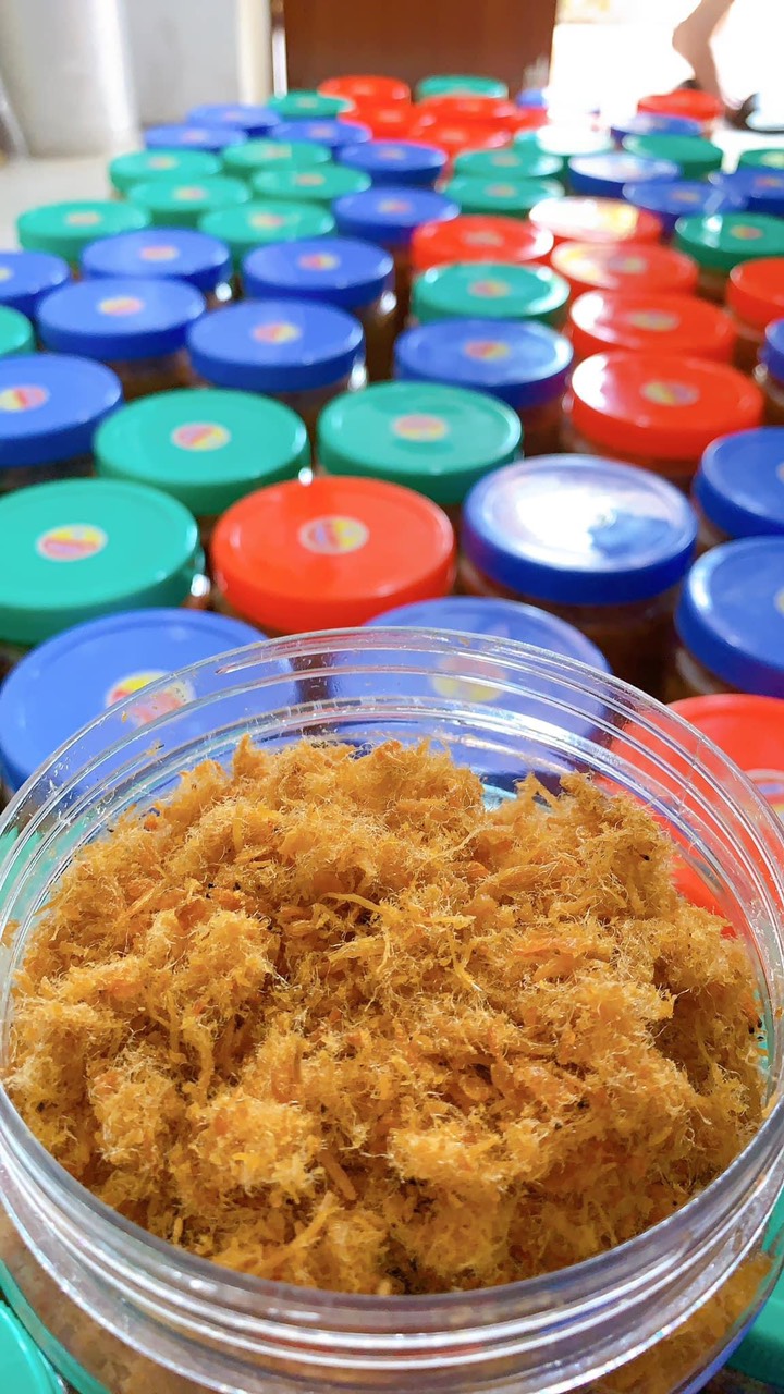 Ruốc Thịt Tôm Tép thơm ngon Hạ Long Hộp 500Gr