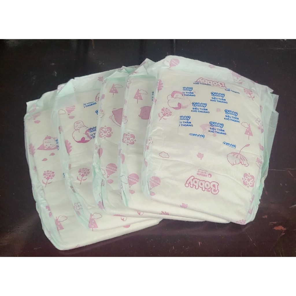 Combo 10 miếng lót Bobby Huggies Molfix NB1 NB2