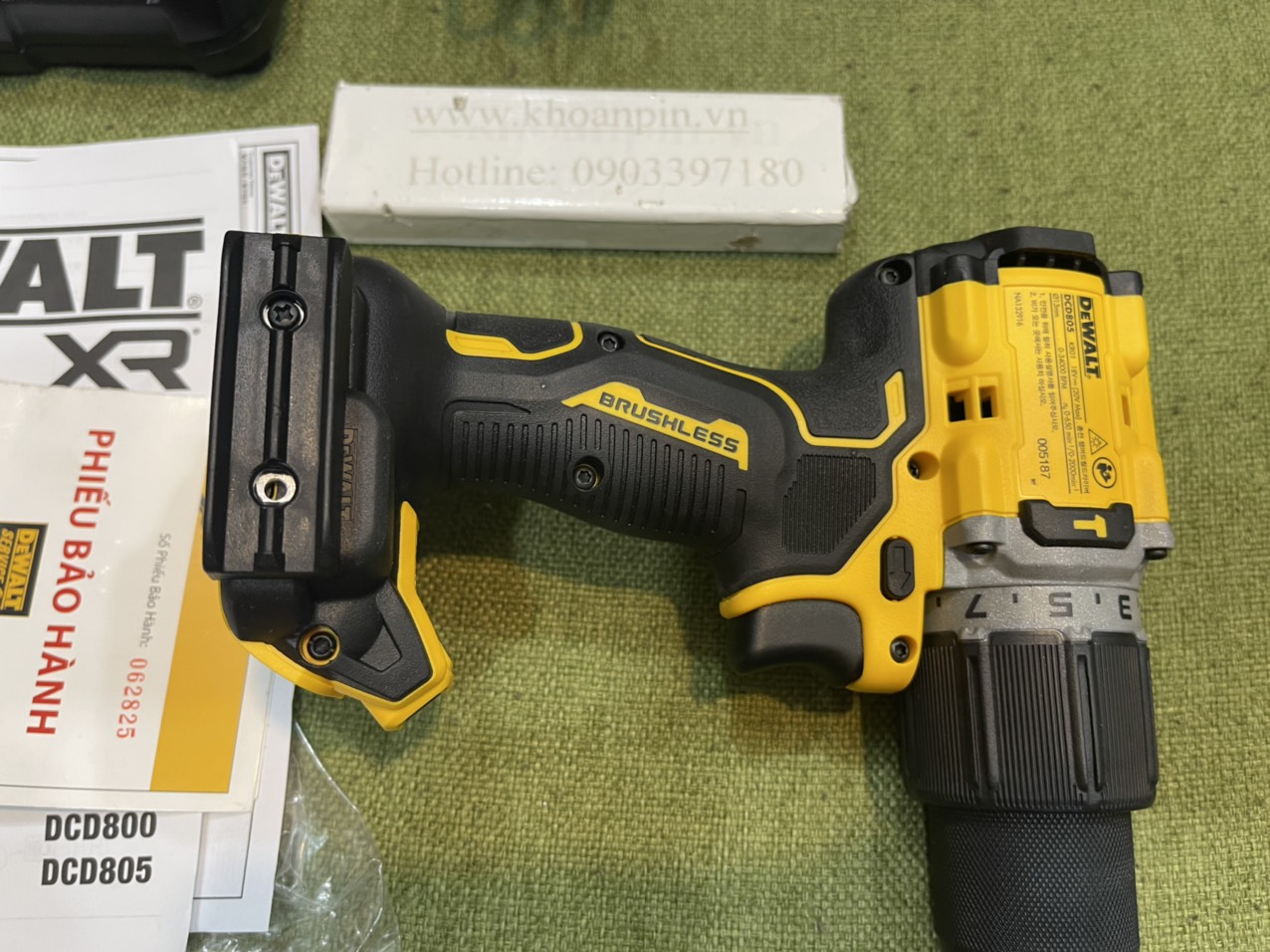 Máy khoan pin Dewalt DCD805N (Thân máy)