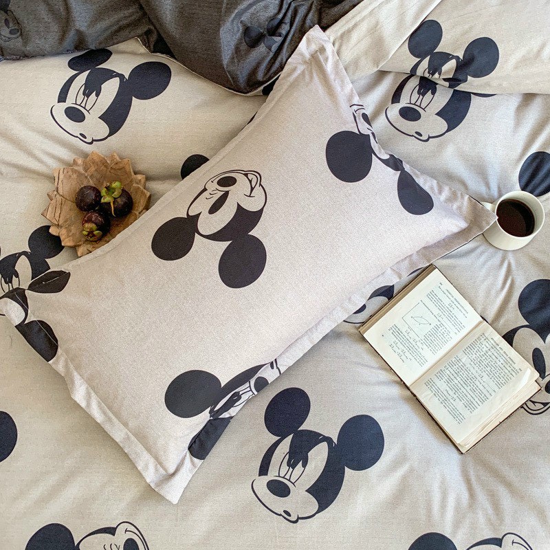 Bộ chăn ga gối cotton poly - Mẫu mickey đen.