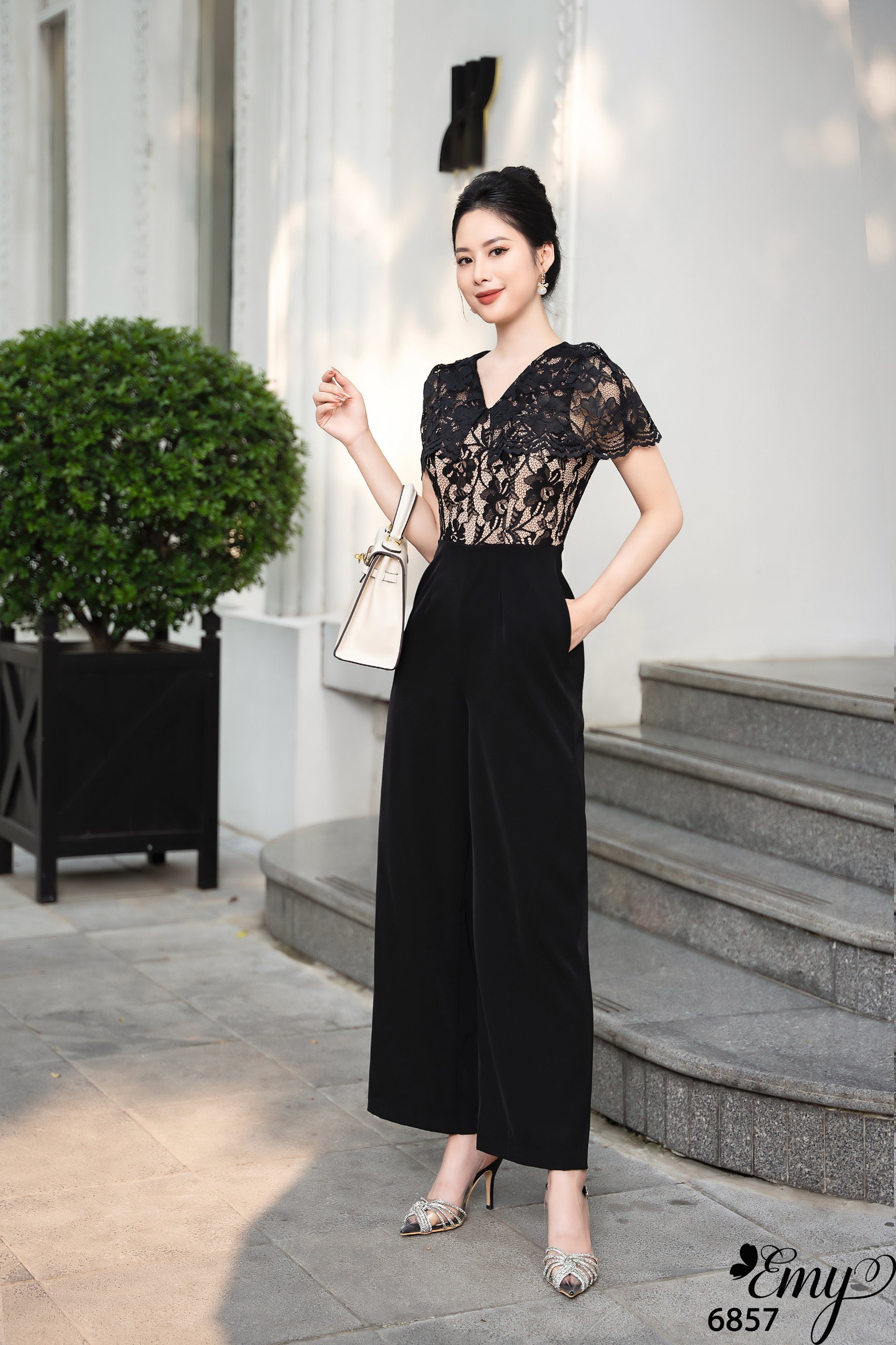 Đầm EMY EM6857 Jum Phối Ren