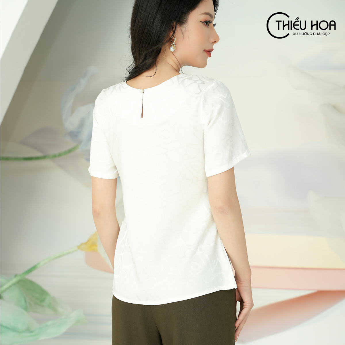 Áo lụa kiểu nữ thanh lịch, sang trọng thương hiệu Thiều Hoa L0910