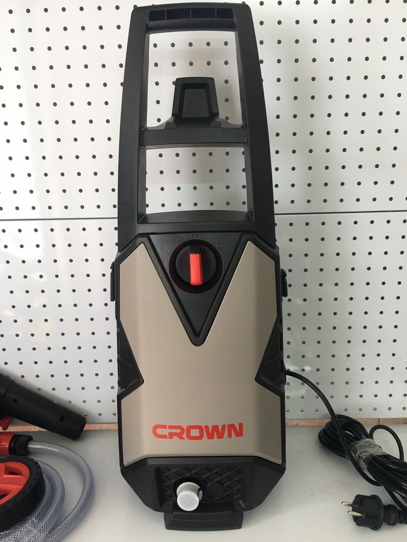 Máy rửa xe crown ct42020