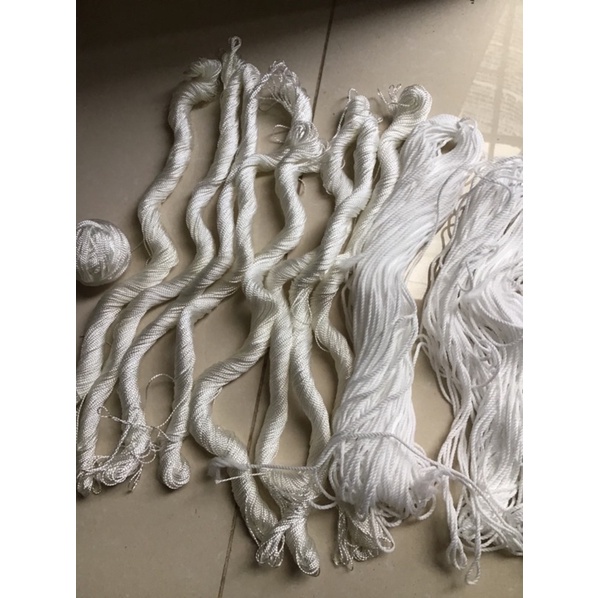 Dây dù trắng thả diều - dây dù xà tích đa năng cuộn 30 mét