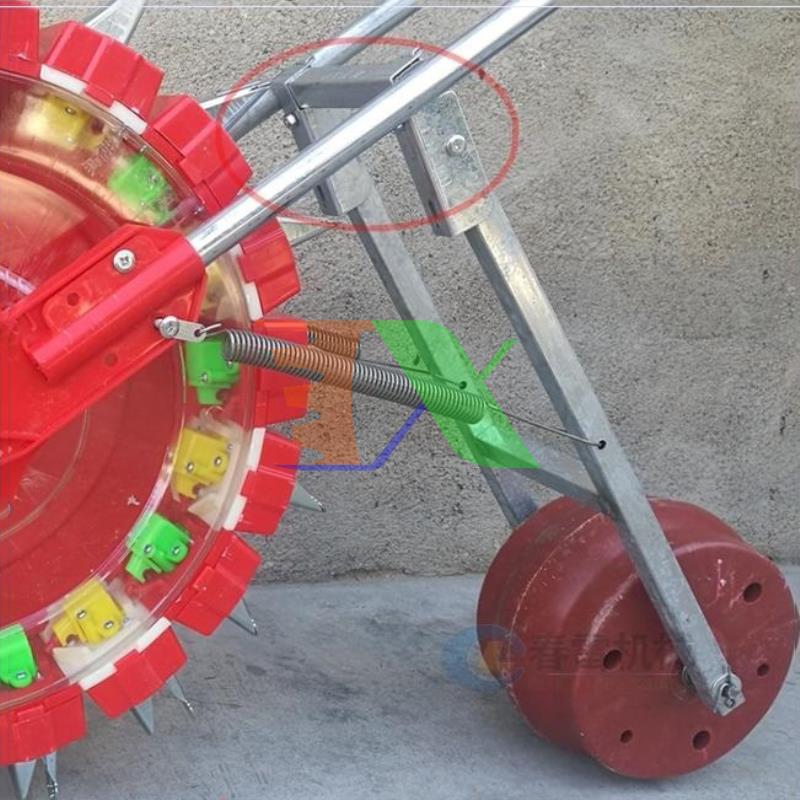 Drills automatically, cake roller 18 teeth, wide 8cm, drills soybean, peanut, peanut