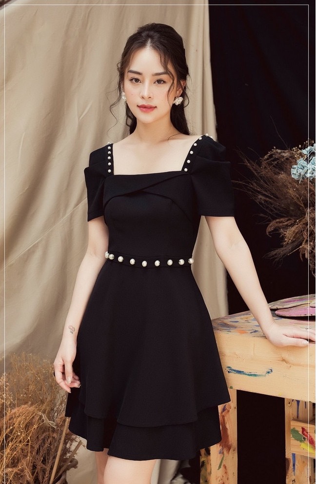 Đâ-m xo-e nư- phô-i ngo-c trai eo dư- tiê-c phô-i hơ-p công sơ- sang cha-nh namlee26688