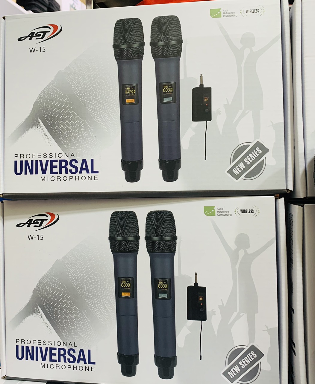 micro UHF W15 chong hu sieu cap