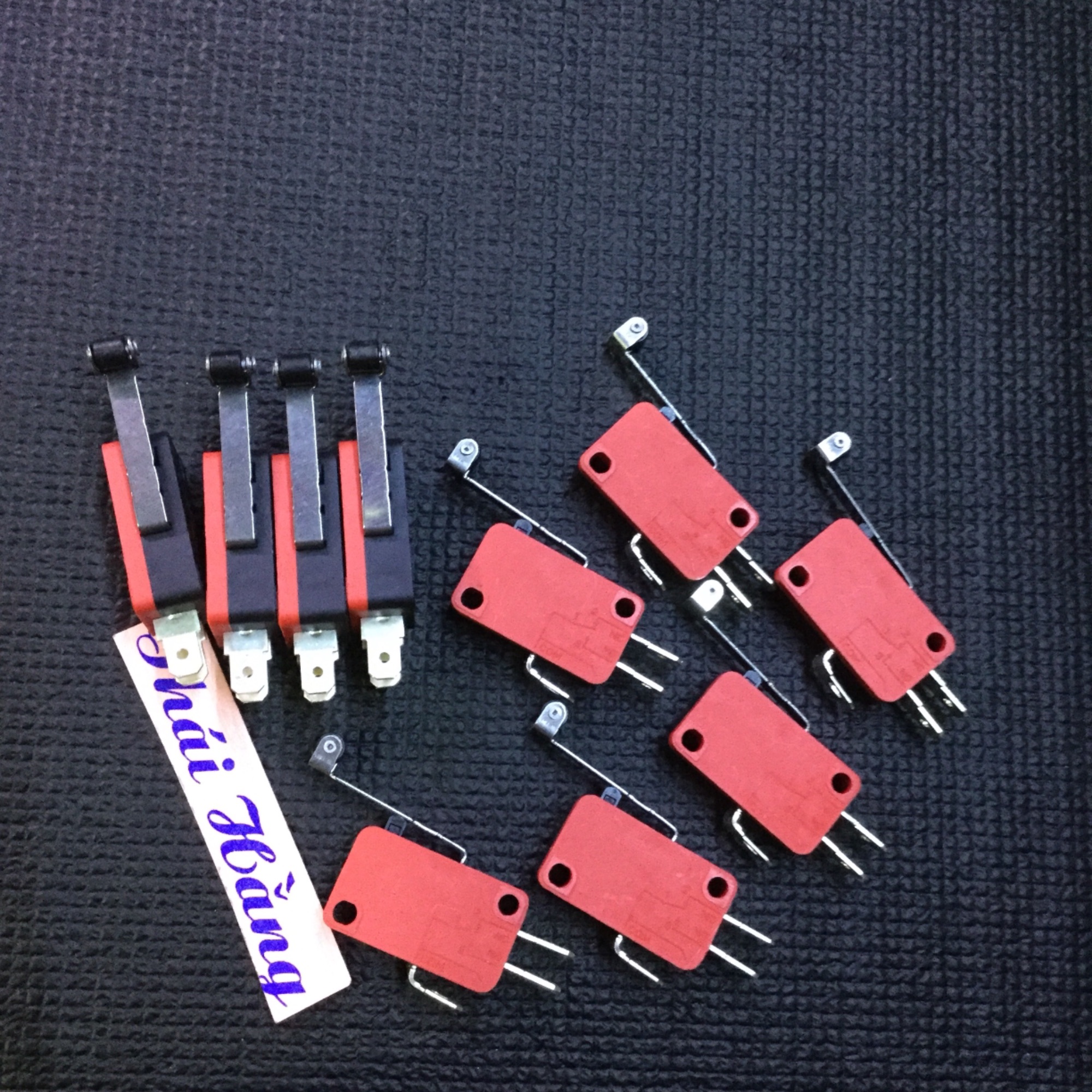 10 công tắc hành trình V-156-1C25 bánh xe cán dài