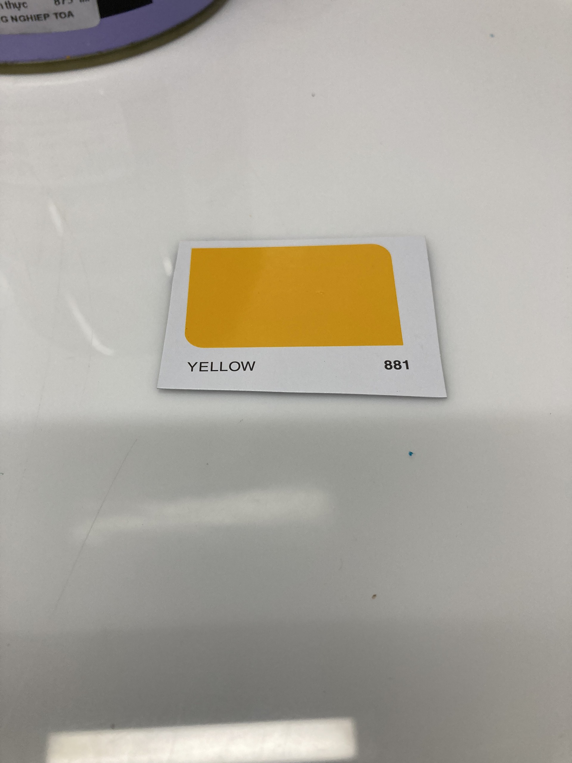 Sơn thơm công nghiệp toa màu vàng 881 875ml
