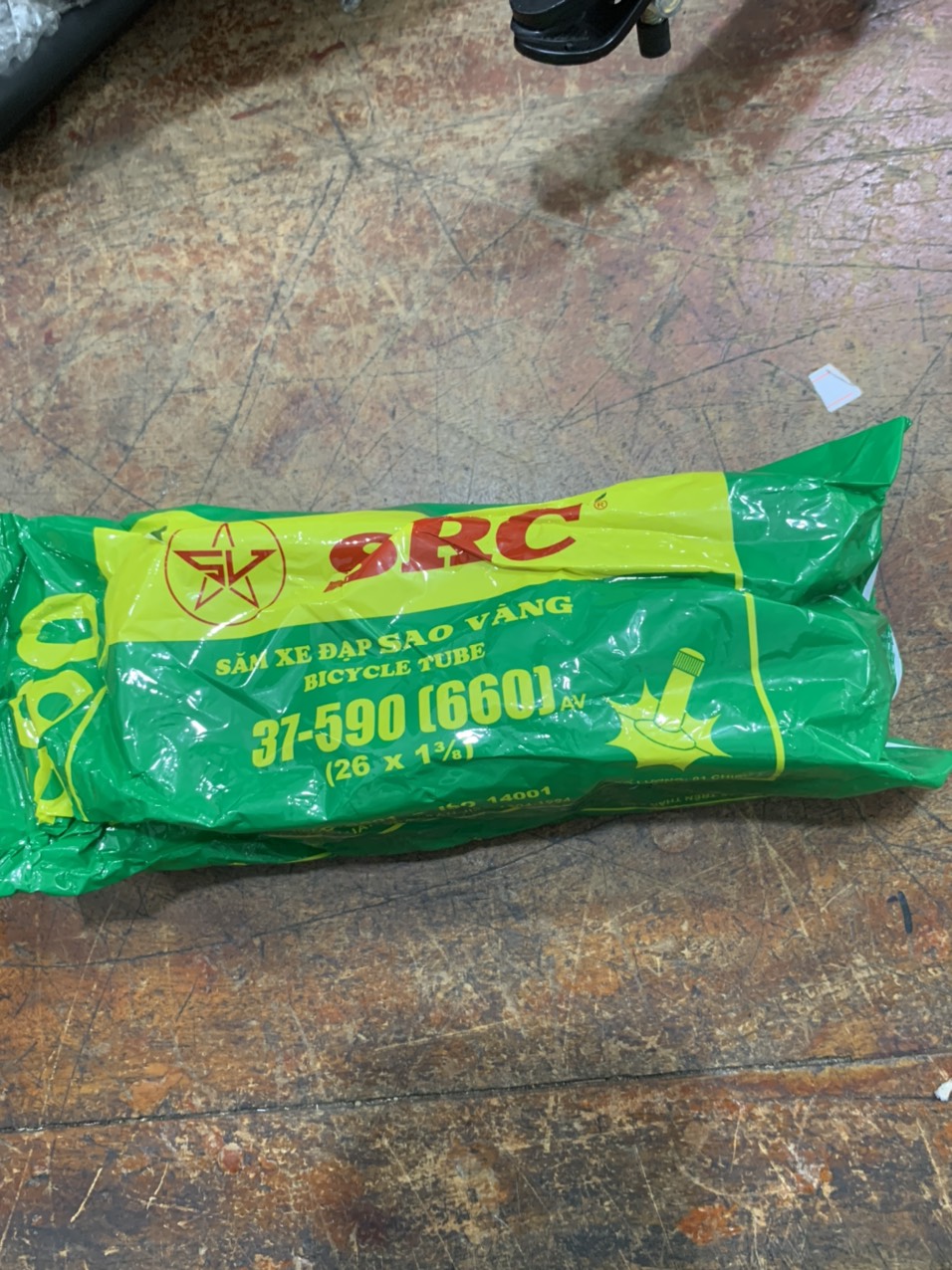 Săm Ruột Xe Đạp Sao Vàng SRC 37-590 (660) AV (26x1 3/8)