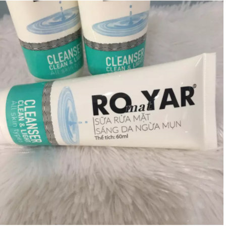 Sữa rửa mặt sáng da ngừa mụn Romatyar