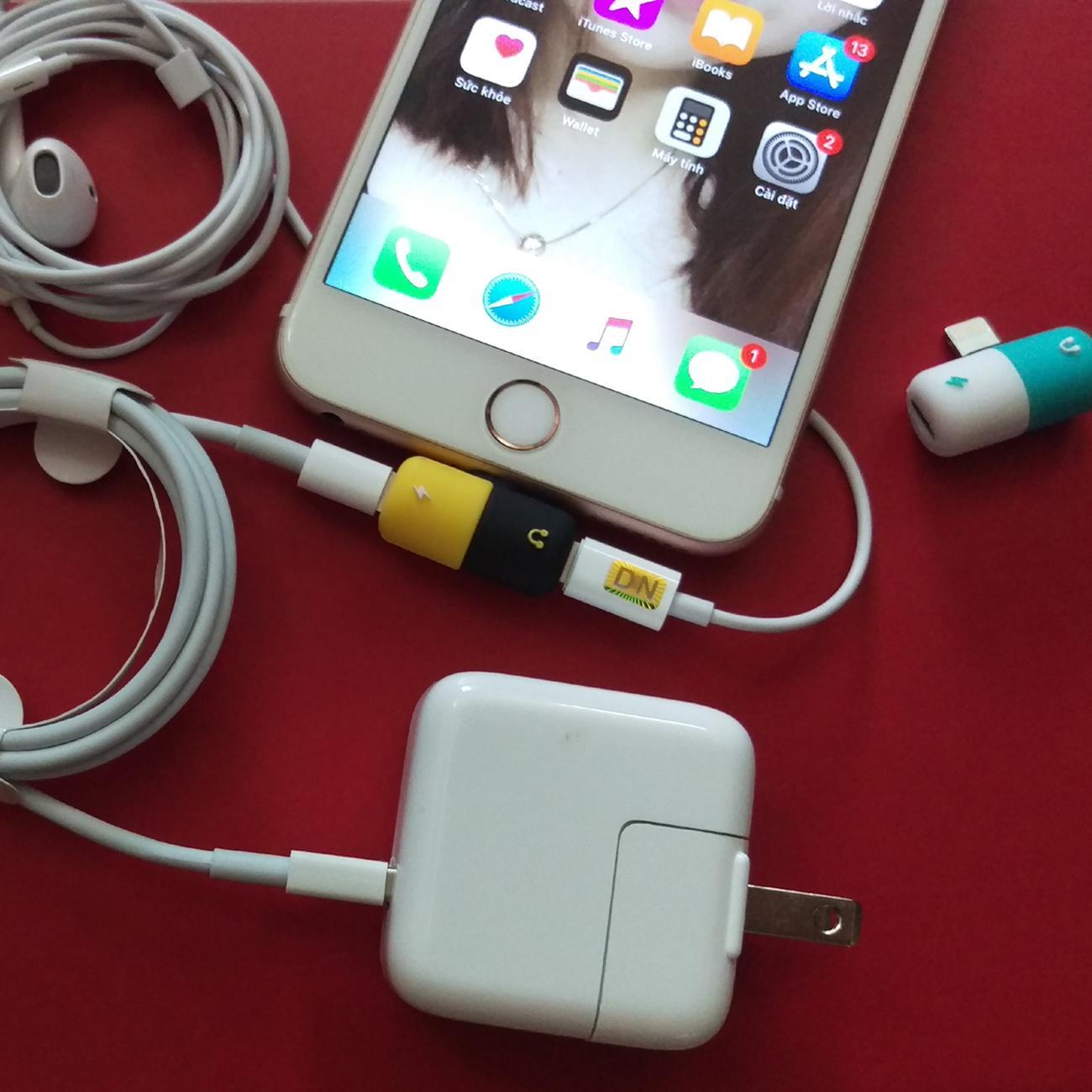 Bộ chia 2 cổng sạc và tai nghe cho iphone 7, 8, X