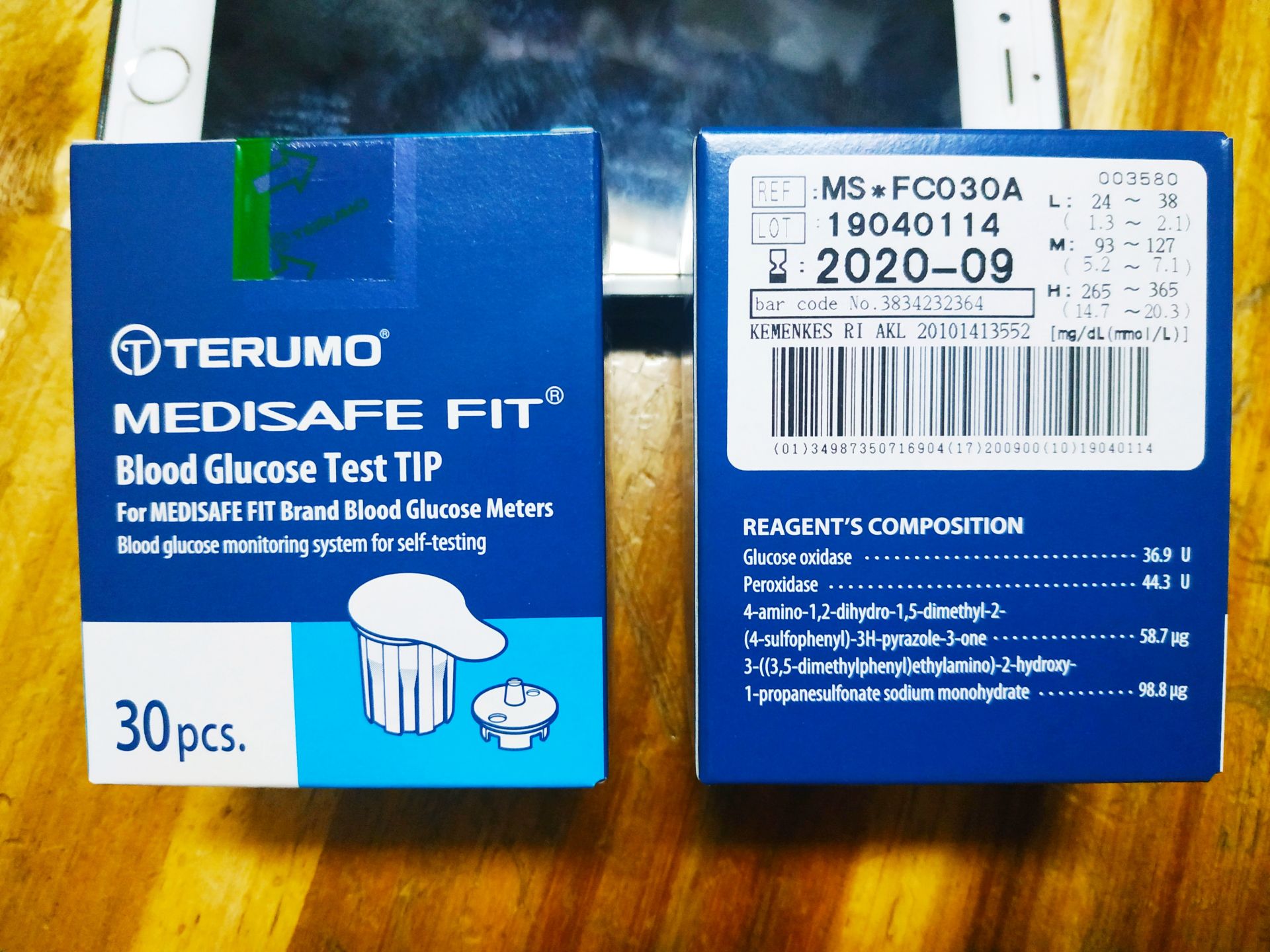 QUE THỬ ĐƯỜNG HUYẾT TERUMO MEDISAFE FIT [HỘP 30 QUE]