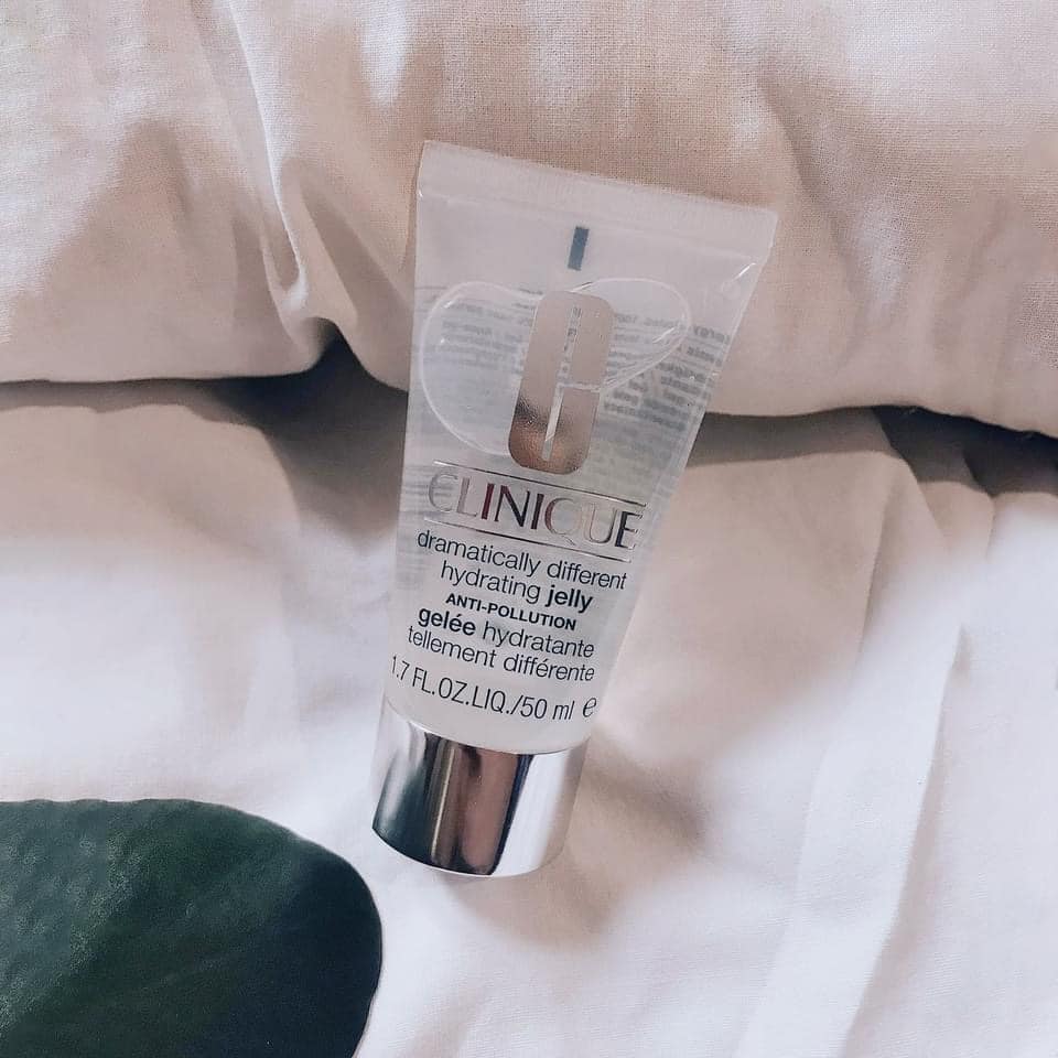 Kem dưỡng Clini Dramatically Different Moisturizing Gel - Moisturizing Lotion - Hydrating Jelly 15ml - 30ml