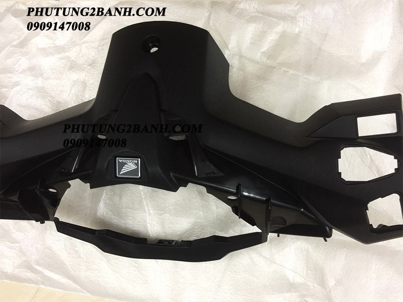Bợ cổ đen mờ xe Winner 150
