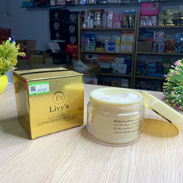 Kem body dưỡng trắng da Livy's Vàng
