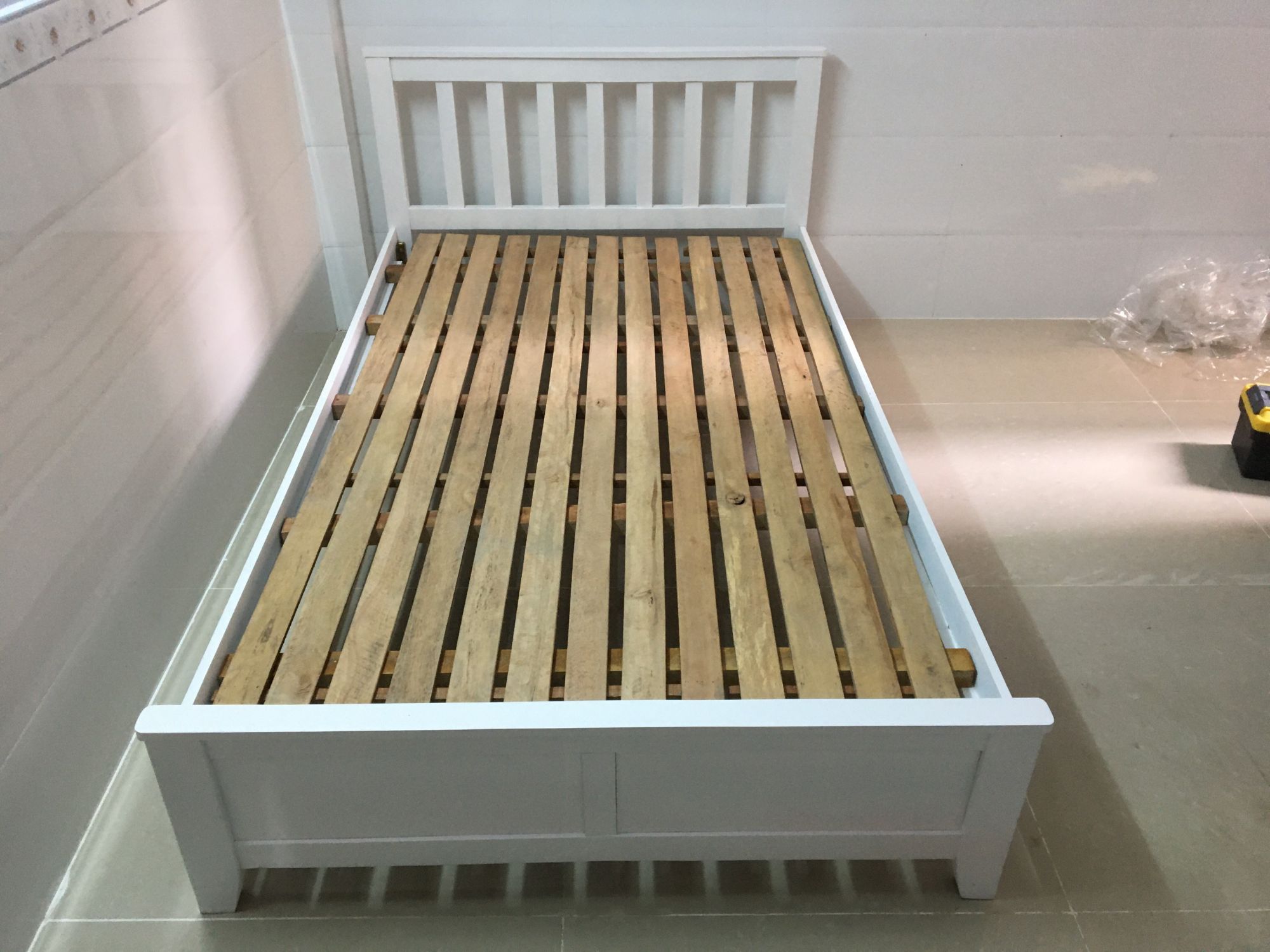 Giường 1m2x2m Gỗ Thông Nhập Khẩu