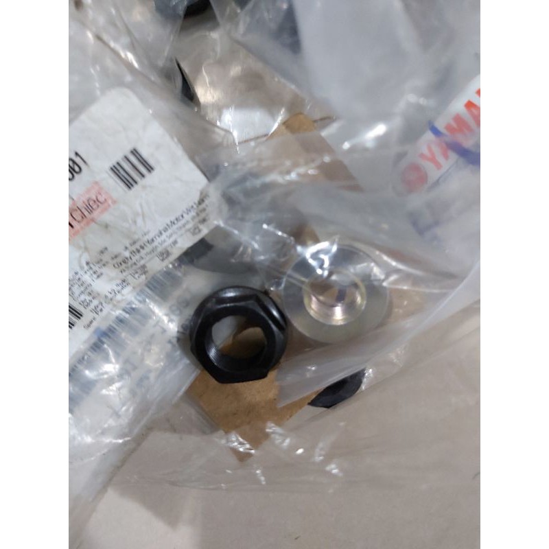 Ốc tán nồi trước sau sirius