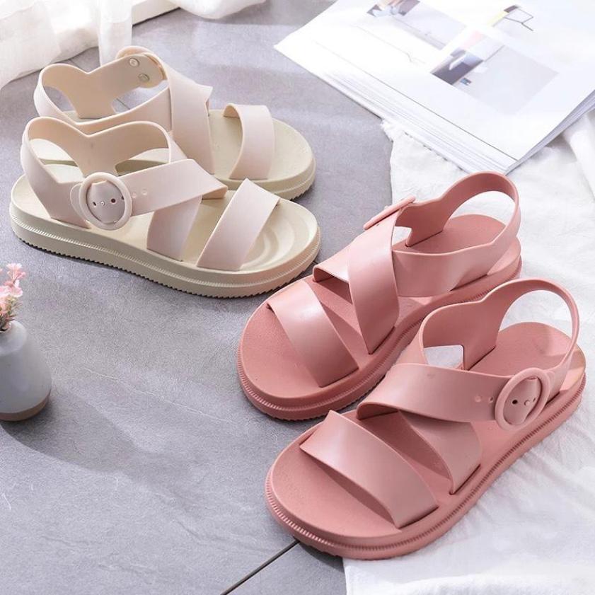 sandal đế cao su êm chân giá rẻ