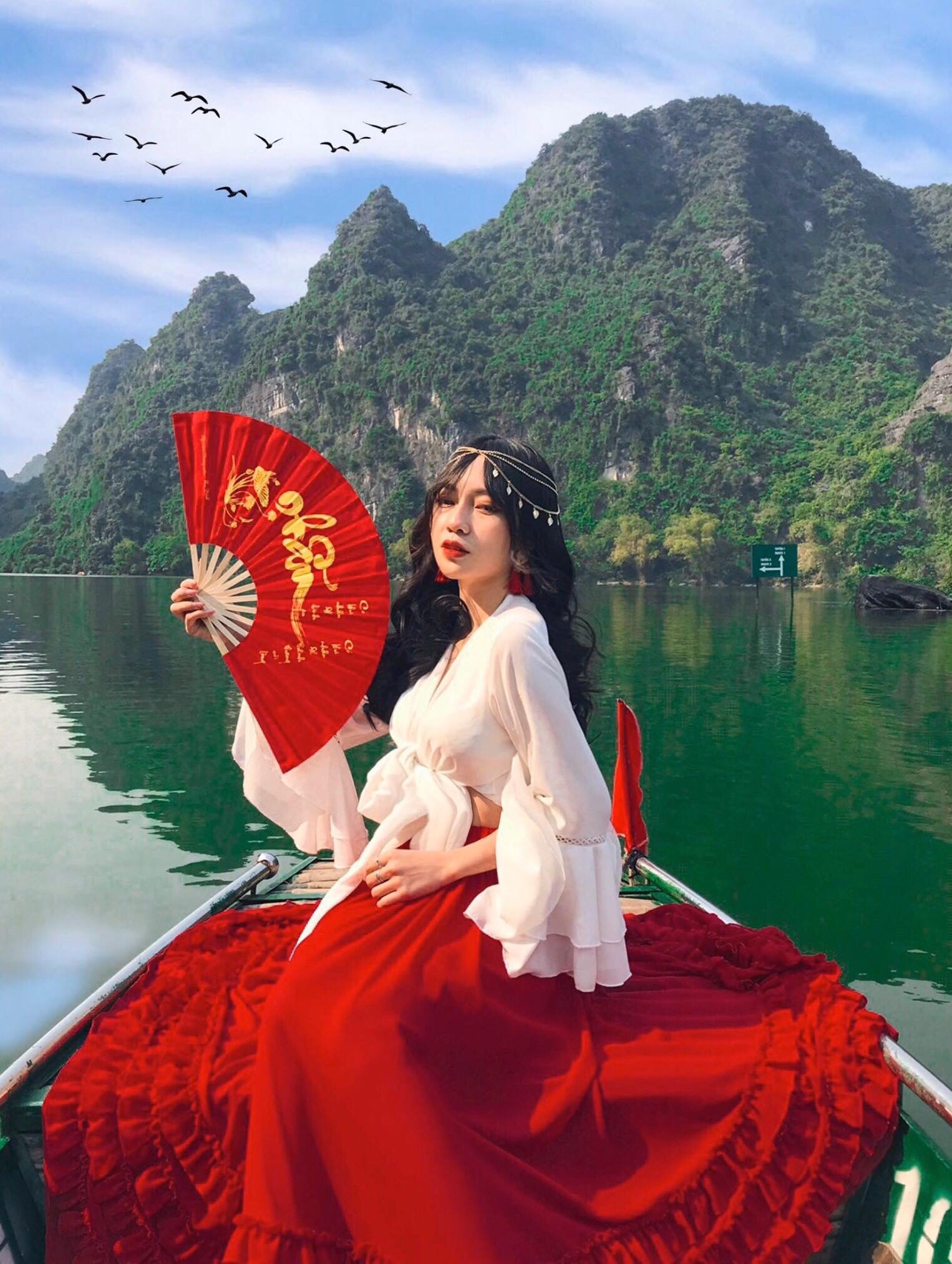 Áo voan tay loe buộc nơ